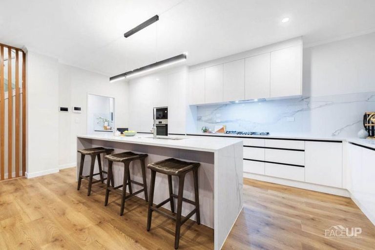 Photo of property in 3 Parara Way, Hobsonville, Auckland, 0616