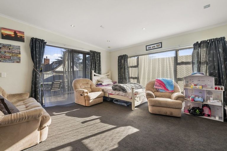 Photo of property in 9 Tarewa Road, Rotorua, 3010