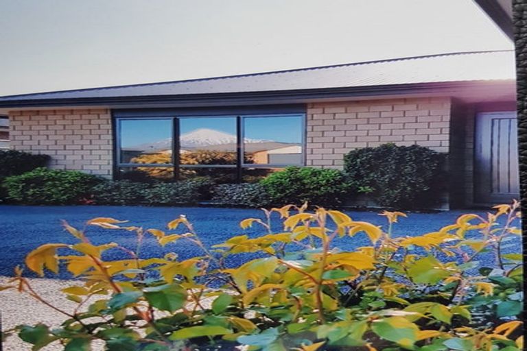 Photo of property in 38 Montague Grove, Stratford, 4332