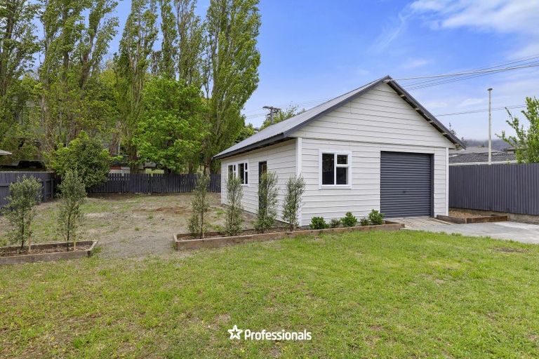 Photo of property in 179 Stokes Valley Road, Stokes Valley, Lower Hutt, 5019