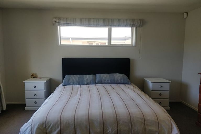 Photo of property in 2 Moeraki Place, Hei Hei, Christchurch, 8042