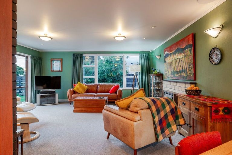 Photo of property in 3 Clarke Avenue, Highbury, Palmerston North, 4412