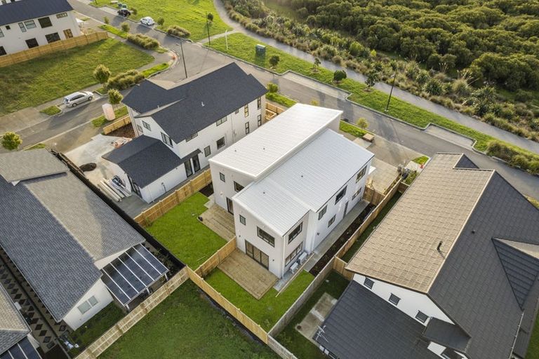 Photo of property in 80b Kahui Parade, Karaka, 2113