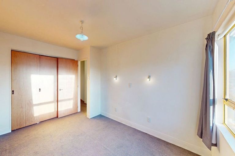 Photo of property in 22 Stafford Street, Mount Victoria, Wellington, 6011