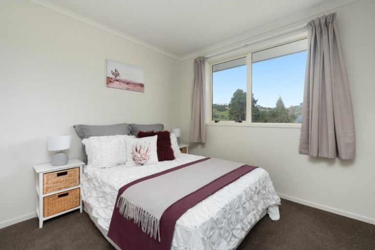 Photo of property in 15 Matariki View, Welcome Bay, Tauranga, 3112