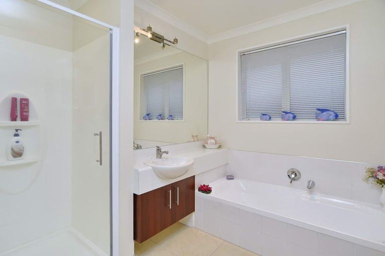 Photo of property in 32 Kensington Avenue, Rangiora, 7400