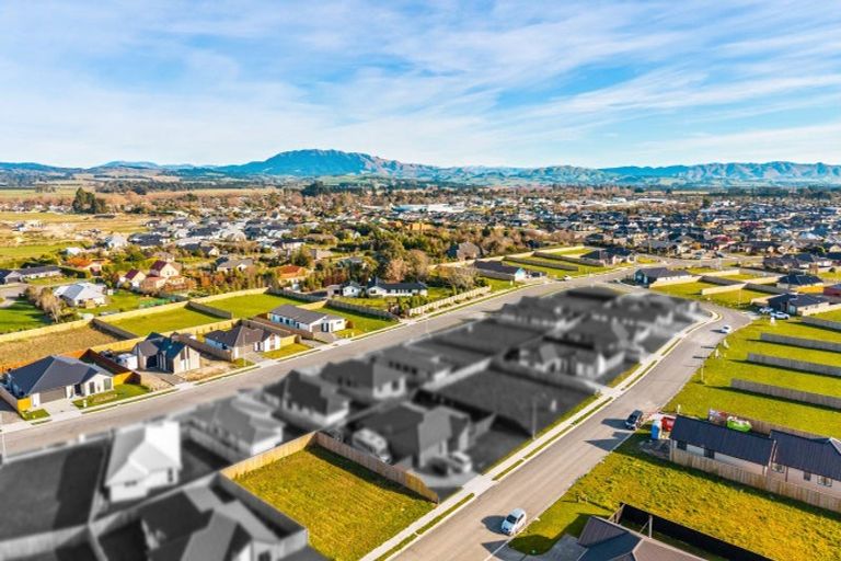 Photo of property in 24 Greig Crescent, Amberley, 7481