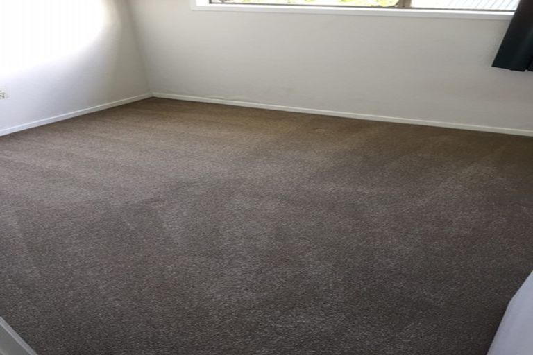 Photo of property in 2/282 Pakuranga Road, Pakuranga Heights, Auckland, 2010