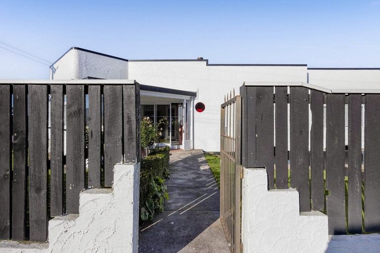 Photo of property in 227 South Road, Hawera, 4610