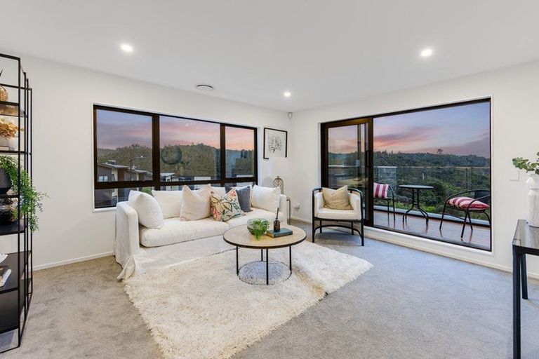 Photo of property in 14 Ringi Lane, Orewa, 0931