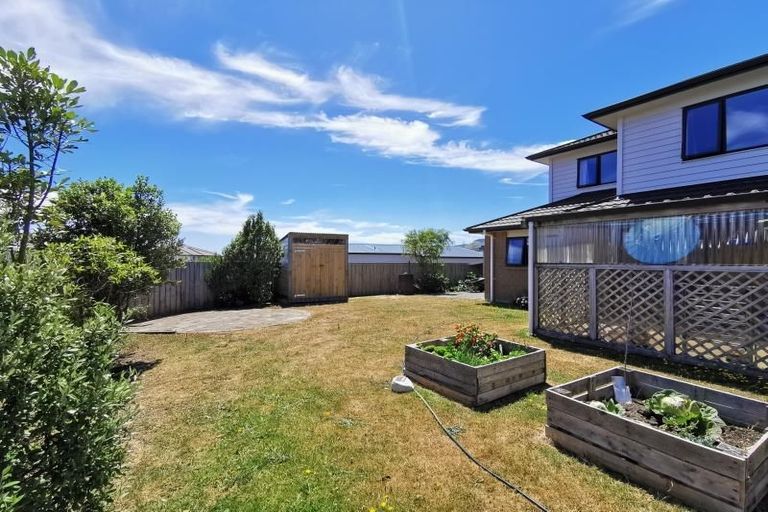 Photo of property in 213 Mark Avenue, Grenada Village, Wellington, 6037