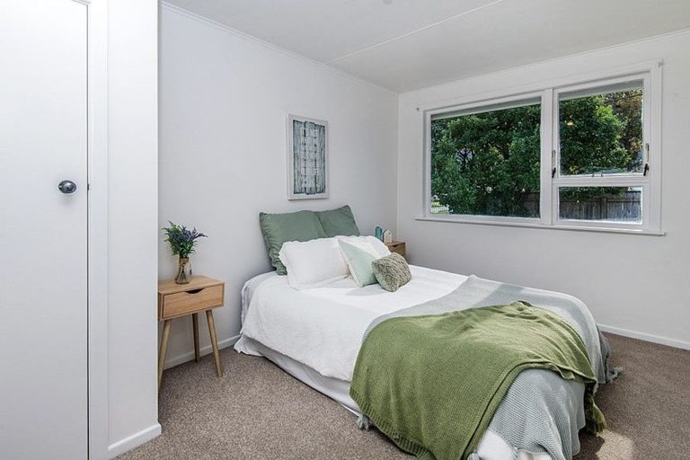 Photo of property in 132 Kowhai Street, Naenae, Lower Hutt, 5011