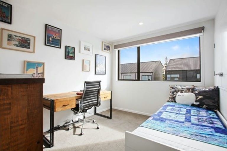 Photo of property in 28 Ivy Nola Way, Henderson, Auckland, 0612