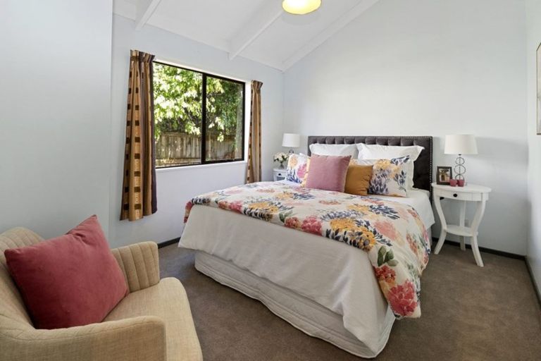 Photo of property in 9 Duncan Avenue, Te Atatu South, Auckland, 0610