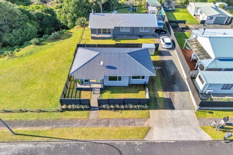 Photo of property in 1/58 Riversdale Drive, Merrilands, New Plymouth, 4312