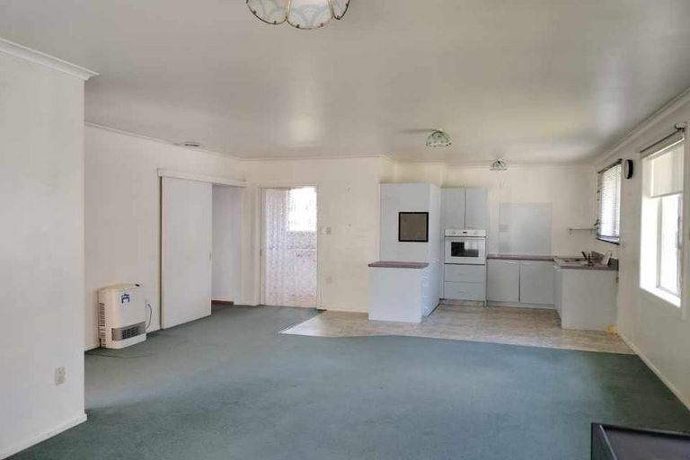 Photo of property in 14 Charles Street, Tokoroa, 3420