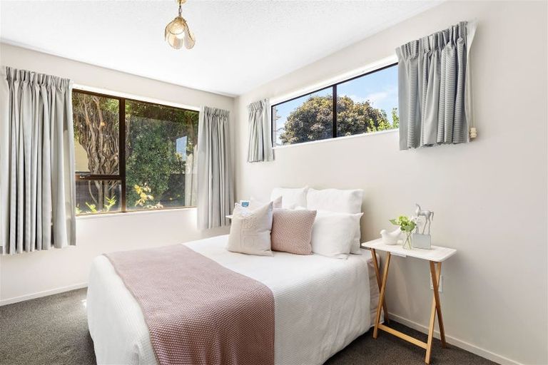 Photo of property in 1/14 Croziers Road, St Albans, Christchurch, 8052