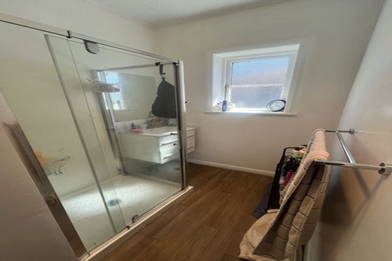 Photo of property in 196 Blenheim Road, Riccarton, Christchurch, 8041