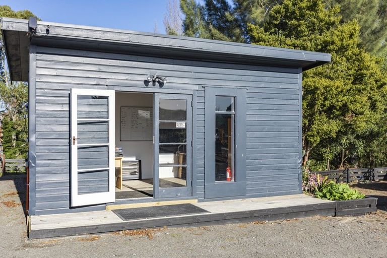 Photo of property in 103 Kyle Road, Waipukurau, 4281