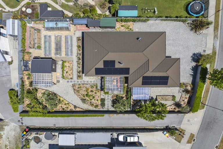 Photo of property in 44 Quinnat Street, Albert Town, Wanaka, 9305