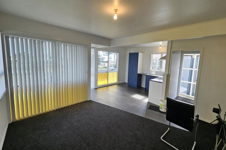Photo of property in 21 Battiscombe Terrace, Waitara, 4320