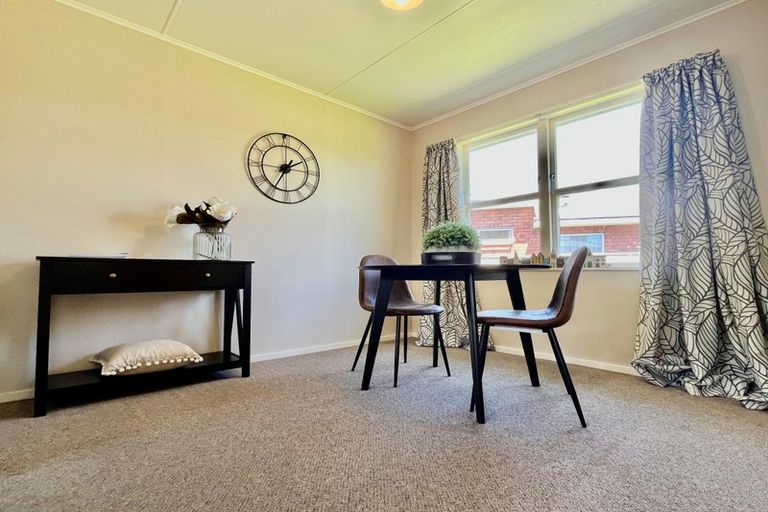 Photo of property in 28 Dewe Avenue, Feilding, 4702