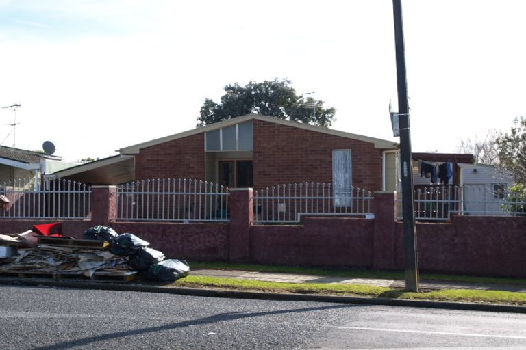 Photo of property in 52 Wakefield Road, Favona, Auckland, 2024