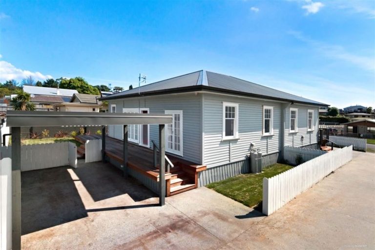 Photo of property in 26 Mellsop Avenue, Waiuku, 2123