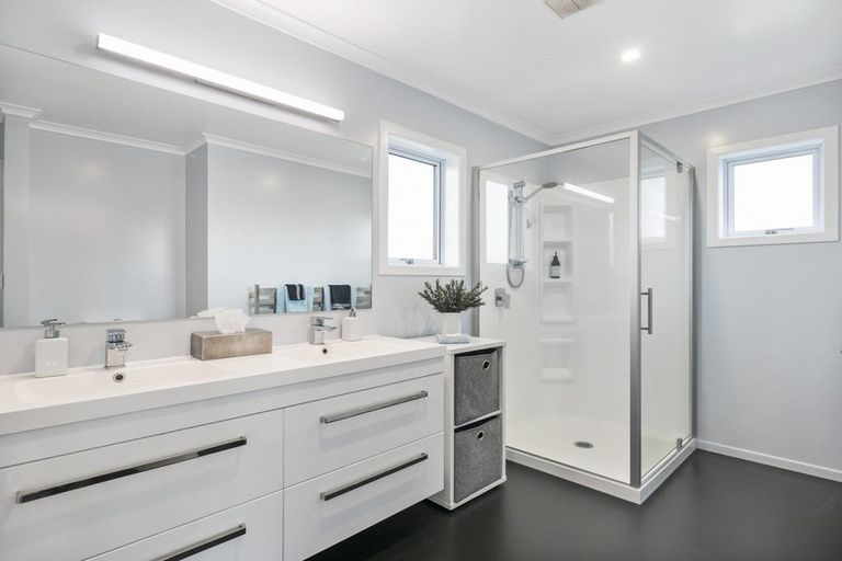 Photo of property in 59 Hall Road, Matua, Tauranga, 3110