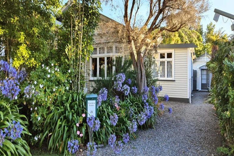 Photo of property in 24 Bracken Street, Petone, Lower Hutt, 5012