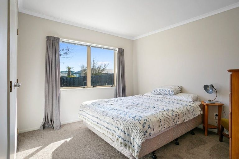 Photo of property in 3 Hilliard Place, Leamington, Cambridge, 3432