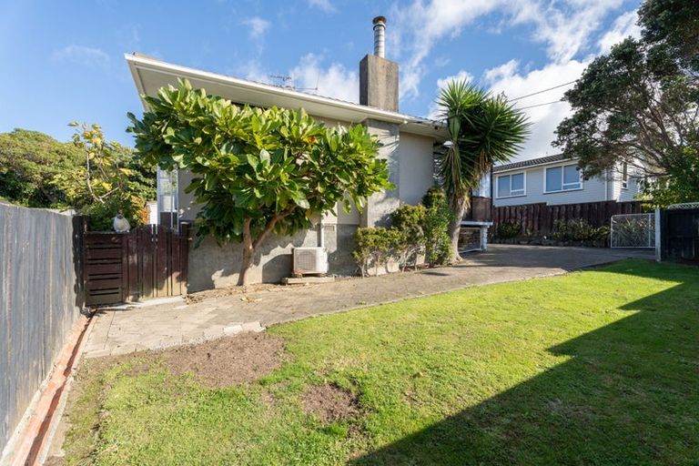 Photo of property in 19 Paenui Street, Titahi Bay, Porirua, 5022
