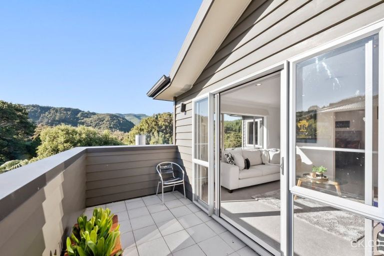 Photo of property in 15 Frankie Stevens Place, Riverstone Terraces, Upper Hutt, 5018