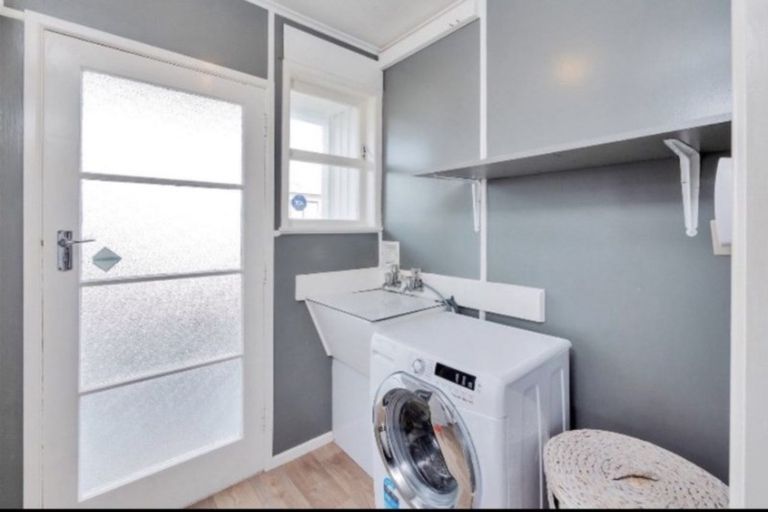 Photo of property in 20 Riserra Drive, Ranui, Auckland, 0612