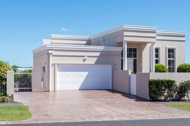 Photo of property in 1 Kurupae Road, Hilltop, Taupo, 3330