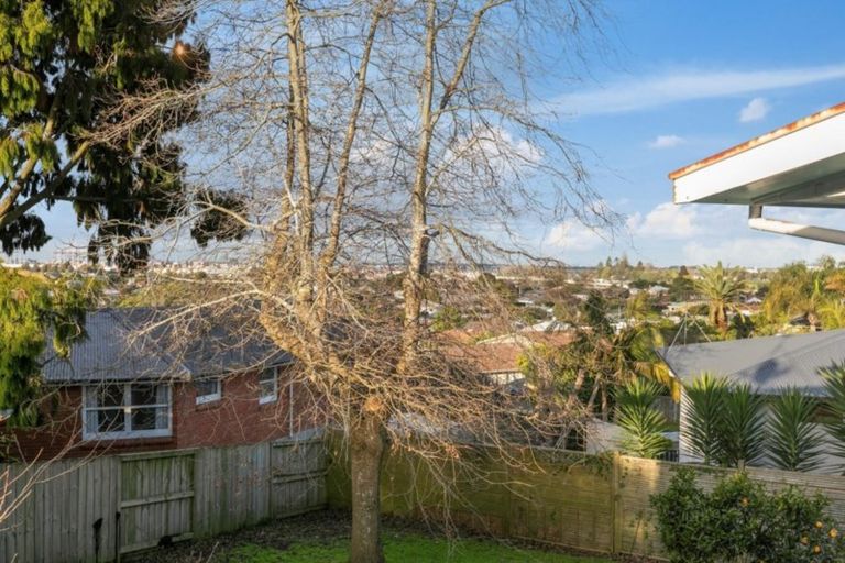 Photo of property in 22 Mana Street, Otumoetai, Tauranga, 3110
