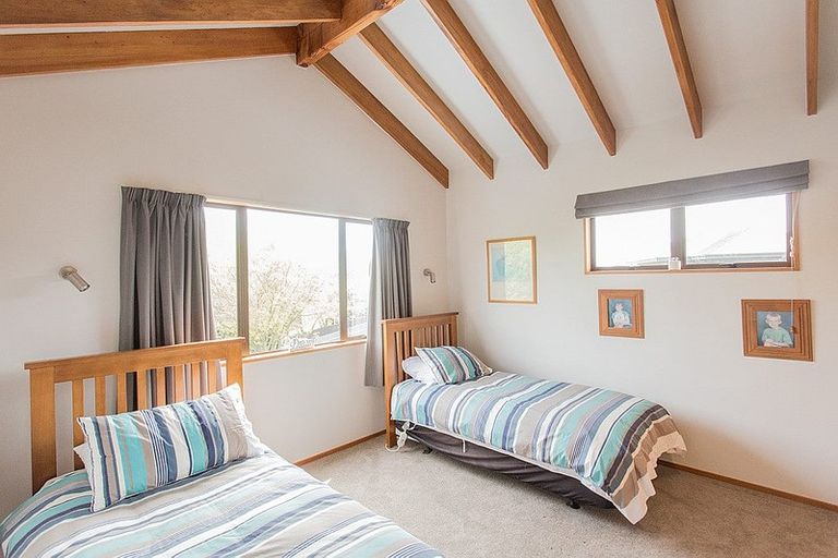 Photo of property in 59 Westgrove Avenue, Avonhead, Christchurch, 8042