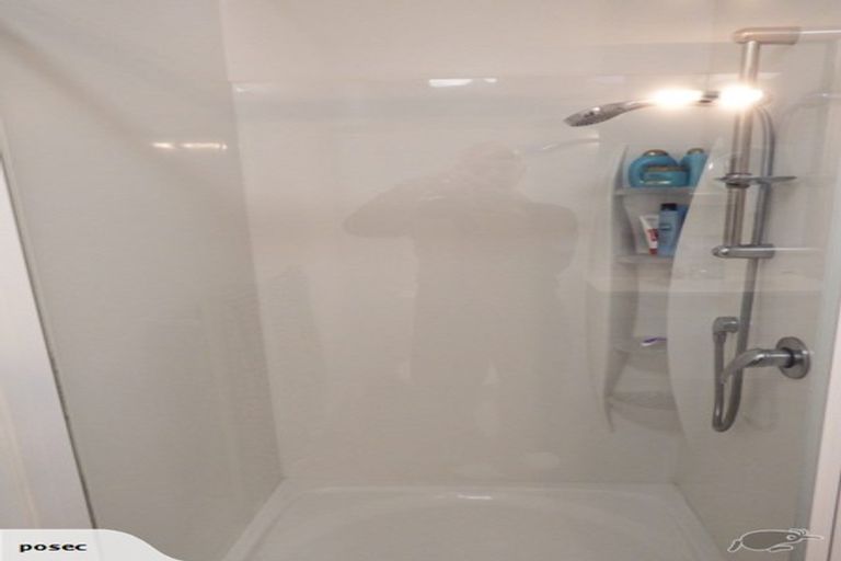 Photo of property in 3/63 Royal Crescent, Saint Kilda, Dunedin, 9012