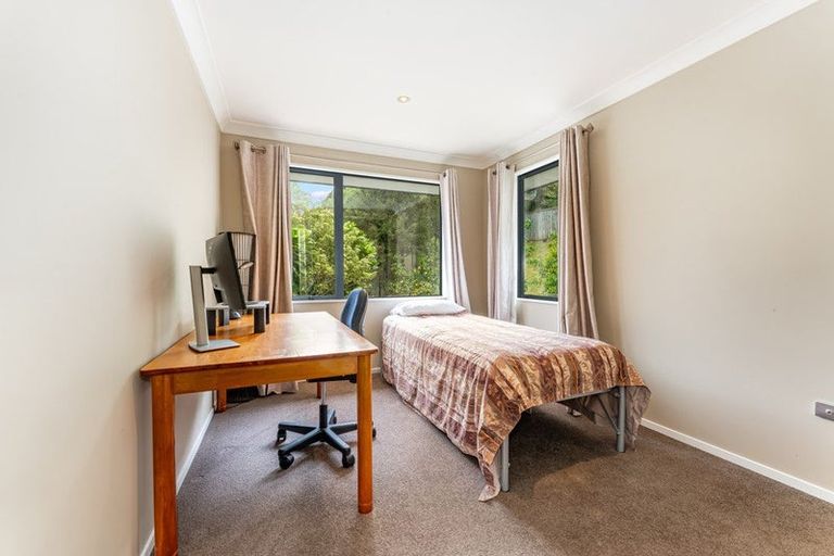Photo of property in 8 Botany Lane, Whitby, Porirua, 5024
