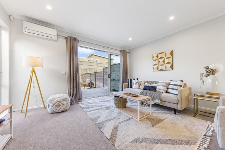 Photo of property in 51 Roundel Crescent, Whenuapai, Auckland, 0618