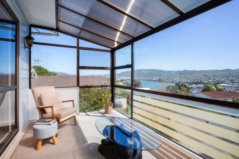 Photo of property in 21 Inlet View, Titahi Bay, Porirua, 5022