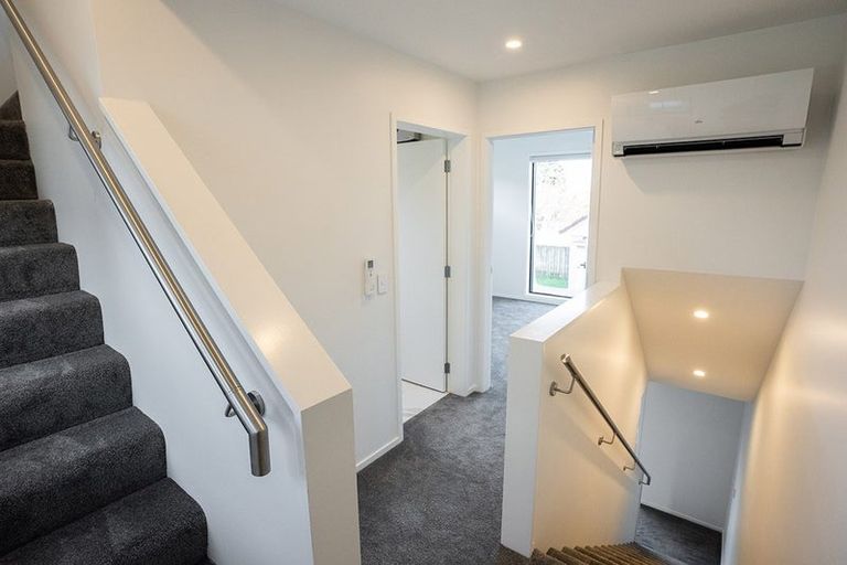 Photo of property in 1/182 Cambridge Terrace, Fairfield, Lower Hutt, 5011
