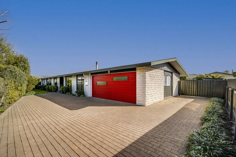 Photo of property in 12b Avondale Road, Taradale, Napier, 4112