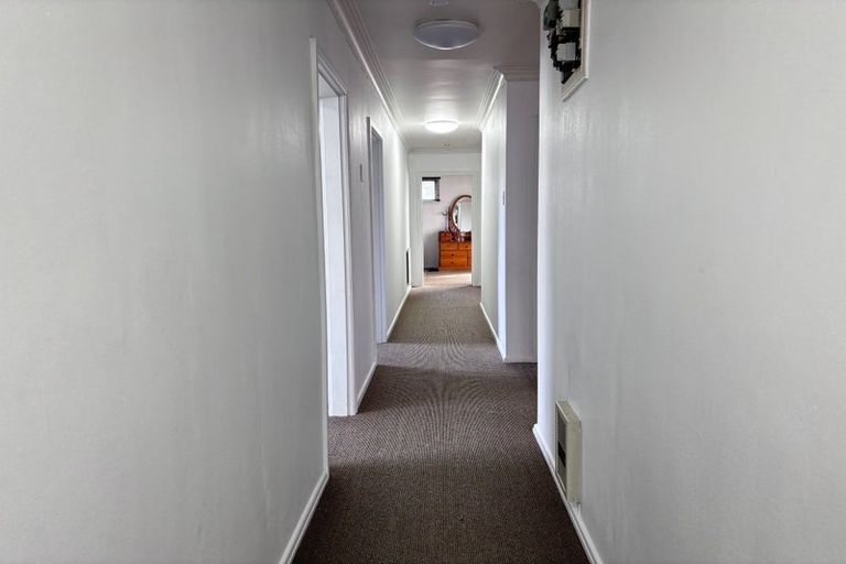 Photo of property in 42 Alamein Crescent, Onekawa, Napier, 4110