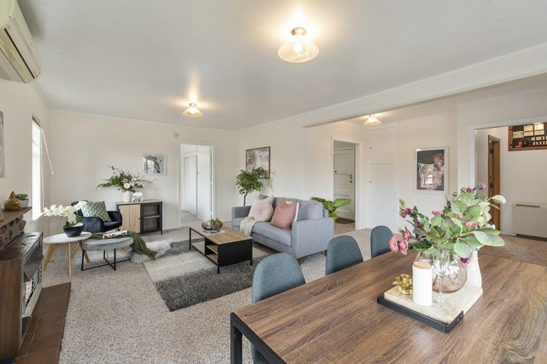 Photo of property in 10 Gardener Street, Levin, 5510