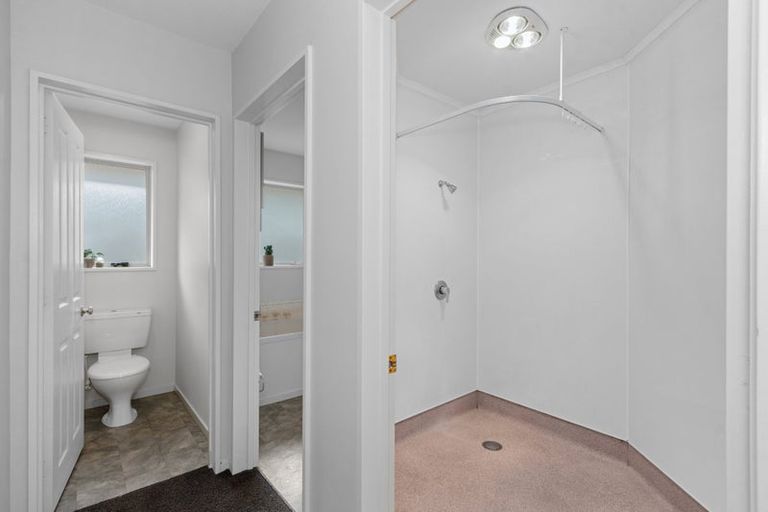 Photo of property in 86 Brookside Terrace, Bryndwr, Christchurch, 8053
