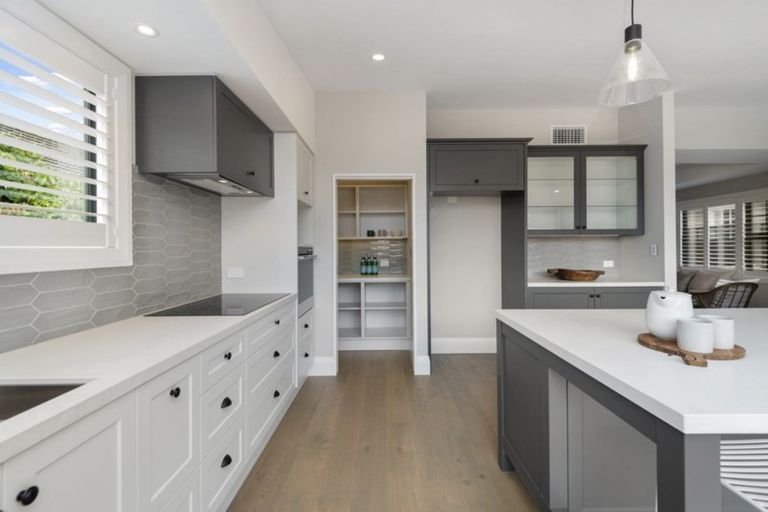 Photo of property in 61 Knowles Street, St Albans, Christchurch, 8052