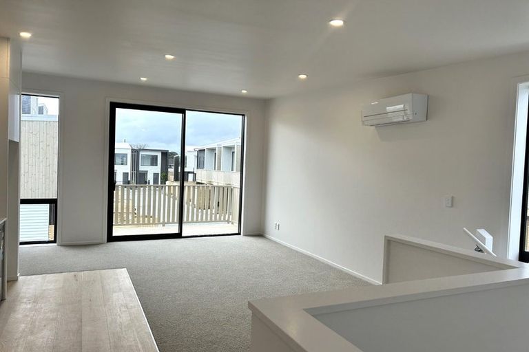 Photo of property in 13 Kamahi Place, Paraparaumu, 5032