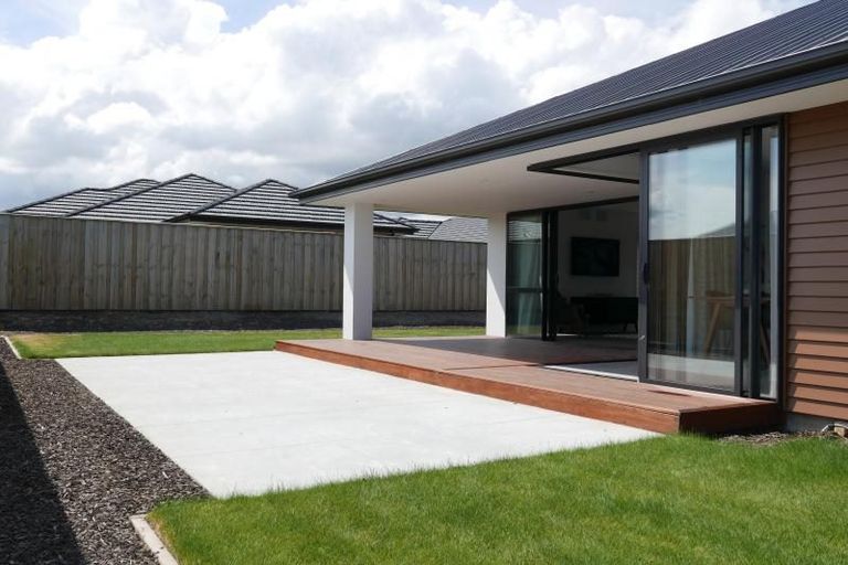 Photo of property in 98 Ledbury Drive, Rolleston, 7615