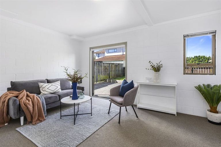 Photo of property in 181 Hobsonville Road, Hobsonville, Auckland, 0618